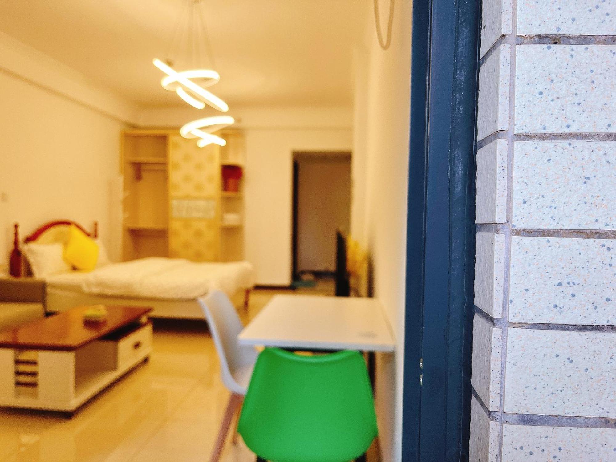 Yoyo Youth Apartment Cantón Exterior foto